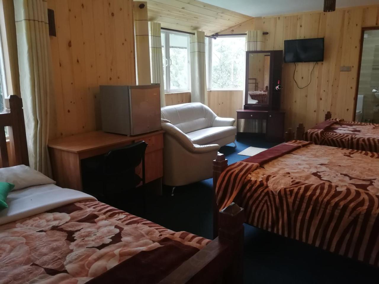 New Tour Inn Нувара-Елія Екстер'єр фото